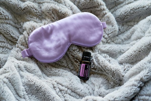 Huile essentielle sommeil : une nuit paisible en 20 minutes